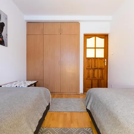 Apartment Shanta *